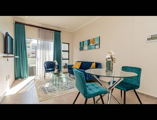 2 BEDROOM APARTMENT FOR SALE IN RASLOUW